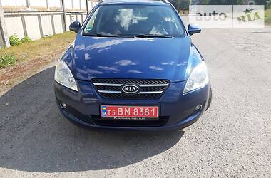 Универсал Kia Ceed 2008 в Лысянке