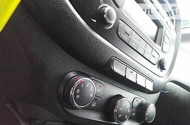 Хэтчбек Kia Ceed 2015 в 