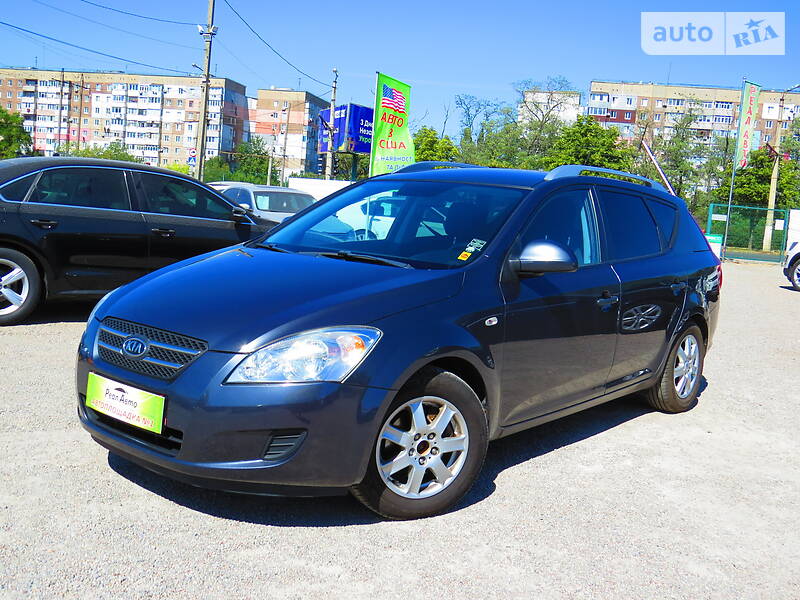 Универсал Kia Ceed 2009 в Кропивницком