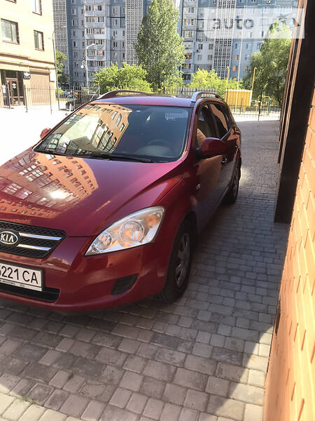 Універсал Kia Ceed 2008 в Черкасах