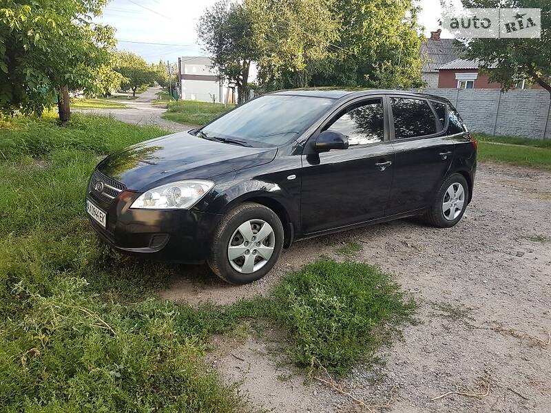 Хэтчбек Kia Ceed 2008 в Харькове