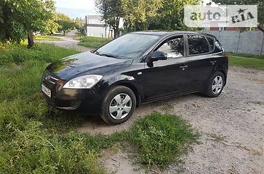 Хэтчбек Kia Ceed 2008 в Харькове