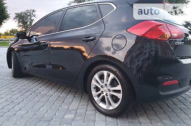 Хэтчбек Kia Ceed 2013 в Виннице