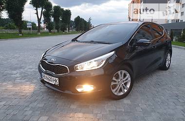 Хэтчбек Kia Ceed 2013 в Виннице