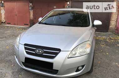 Хэтчбек Kia Ceed 2007 в Киеве