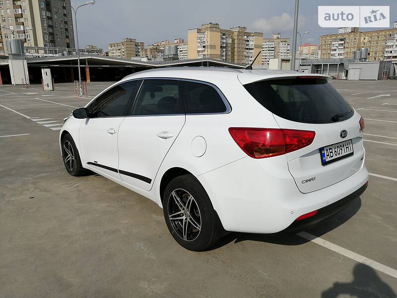 Универсал Kia Ceed 2013 в Киеве