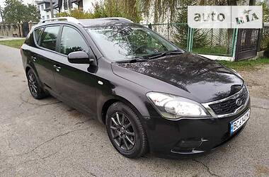 Универсал Kia Ceed 2010 в Стрые