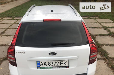 Седан Kia Ceed 2008 в Кривом Роге