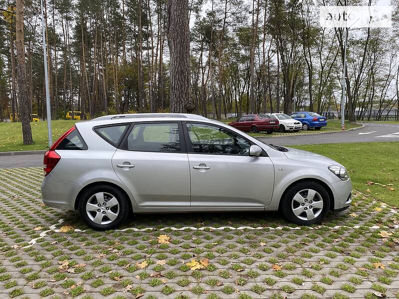 Універсал Kia Ceed 2010 в Бучі