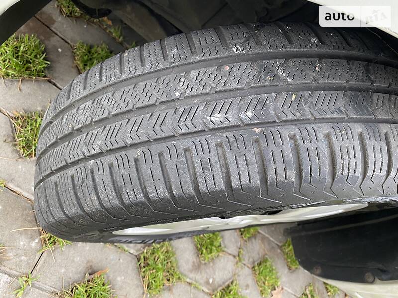 Універсал Kia Ceed 2010 в Бучі