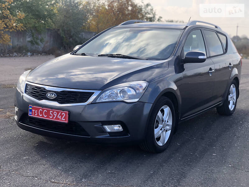 Универсал Kia Ceed 2010 в Одессе