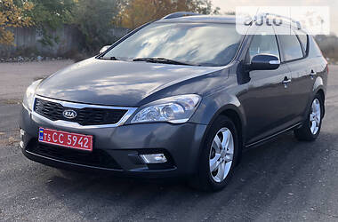 Универсал Kia Ceed 2010 в Одессе