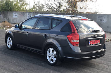 Универсал Kia Ceed 2010 в Одессе