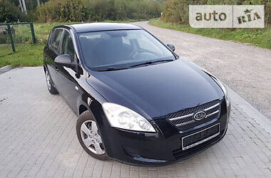 Хэтчбек Kia Ceed 2008 в Львове