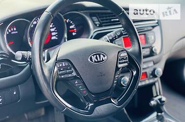 Хэтчбек Kia Ceed 2017 в Каменском