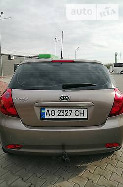 Хэтчбек Kia Ceed 2008 в Мукачево