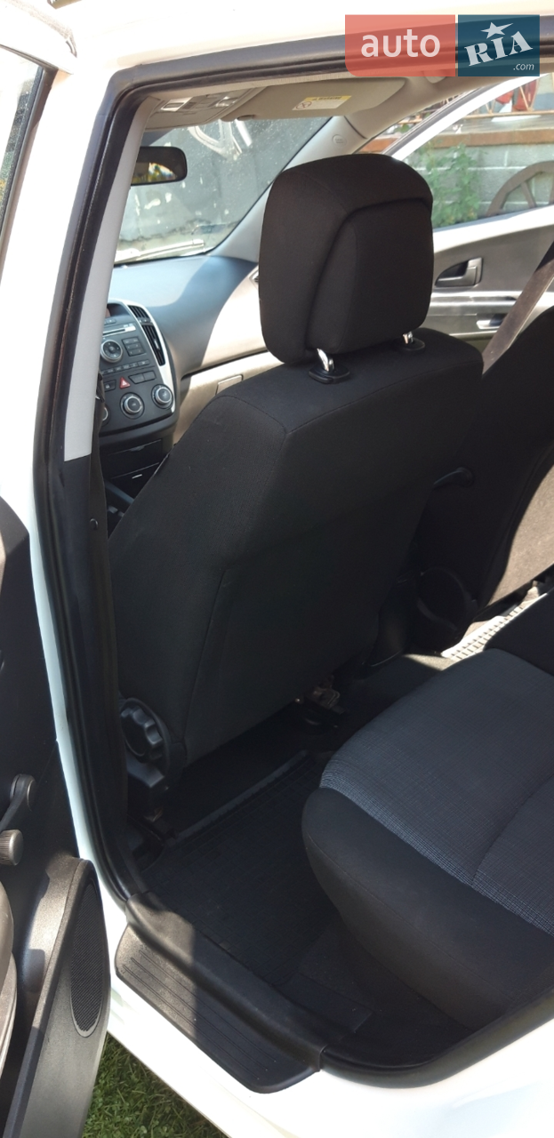 2011 Kia Cee'd - мініатюра 5