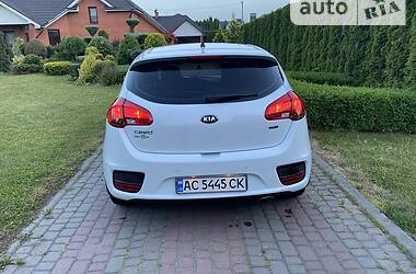 Хэтчбек Kia Ceed 2016 в Луцке