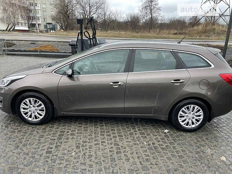 Универсал Kia Ceed 2017 в Львове