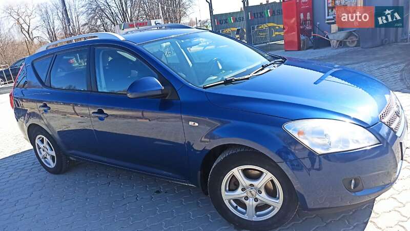 Универсал Kia Ceed 2008 в Стебнику