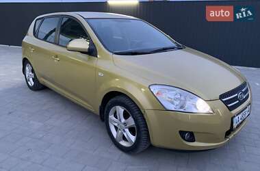 Хетчбек Kia Ceed 2007 в Києві