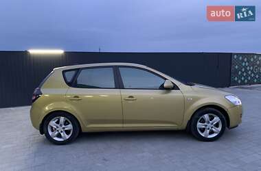 Хетчбек Kia Ceed 2007 в Києві