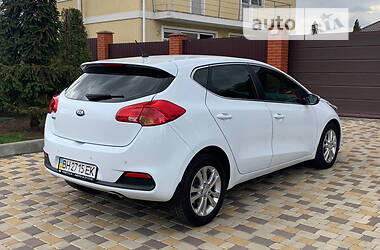 Хетчбек Kia Ceed 2013 в Одесі