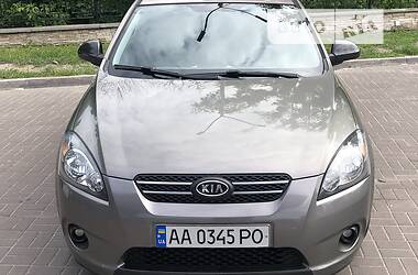 Купе Kia Ceed 2008 в 