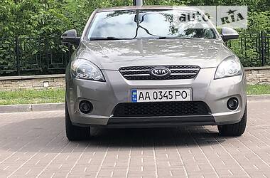 Купе Kia Ceed 2008 в 