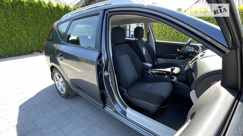 Универсал Kia Ceed 2008 в Стрые
