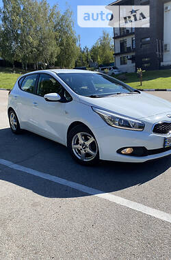 Хетчбек Kia Ceed 2012 в Рівному