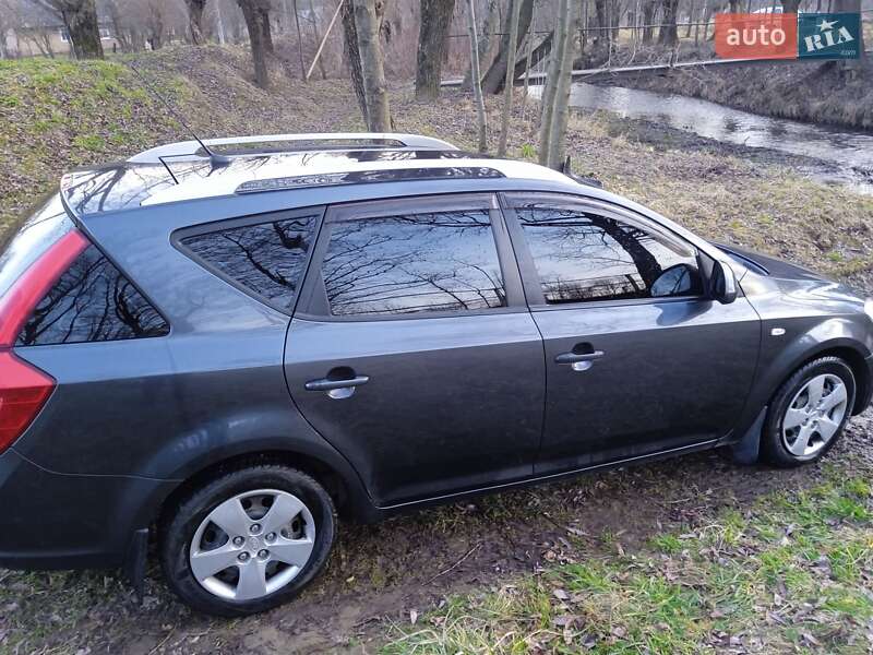 Универсал Kia Ceed 2007 в Старом Самборе