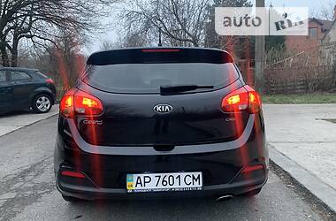 Хэтчбек Kia Ceed 2013 в Запорожье