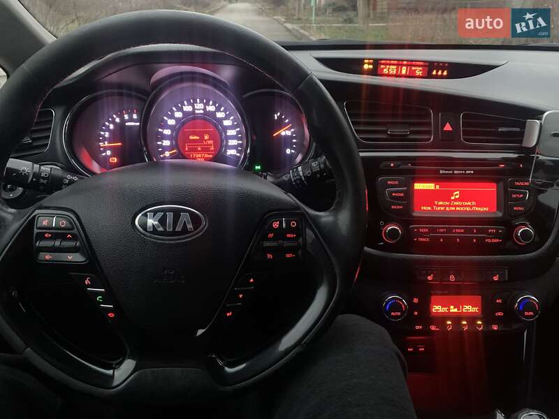 Хетчбек Kia Ceed 2013 в Запоріжжі