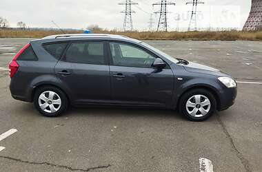 Універсал Kia Ceed 2008 в  фото 5 Універсал Kia Ceed 2008 в
