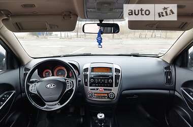 Універсал Kia Ceed 2008 в  фото 30 Універсал Kia Ceed 2008 в