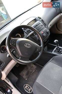 Універсал Kia Ceed 2008 в Чернівцях