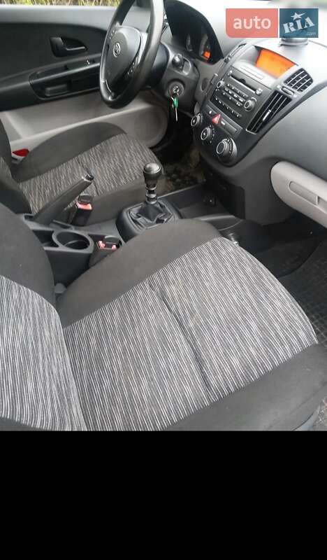 Kia Ceed 2009 Kia Ceed 2009