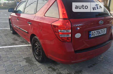 Универсал Kia Ceed 2008 в Ужгороде