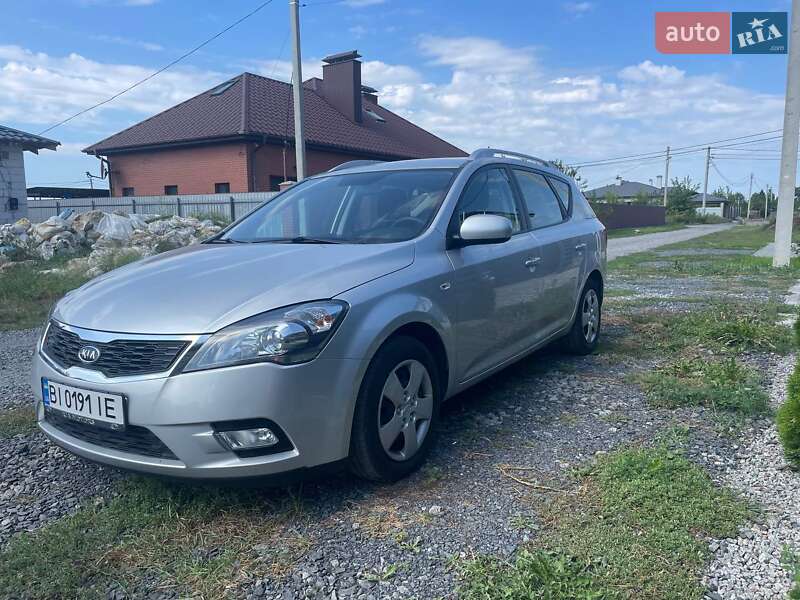 Универсал Kia Ceed 2012 в Полтаве фото 2 Универсал Kia Ceed 2012 в Полтаве