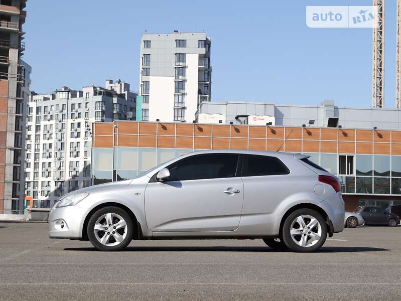 Хетчбек Kia Ceed 2008 в Києві