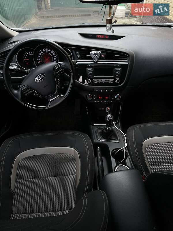 Универсал Kia Ceed 2018 в Глухове