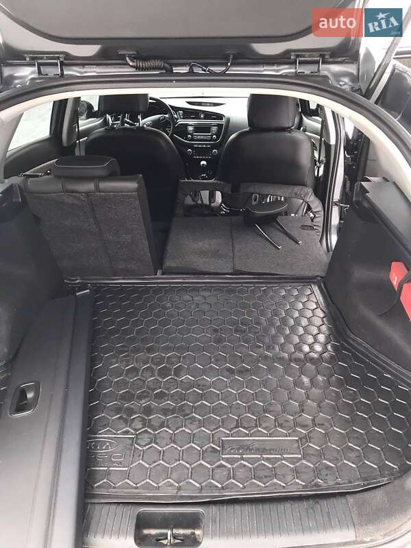 Универсал Kia Ceed 2018 в Глухове