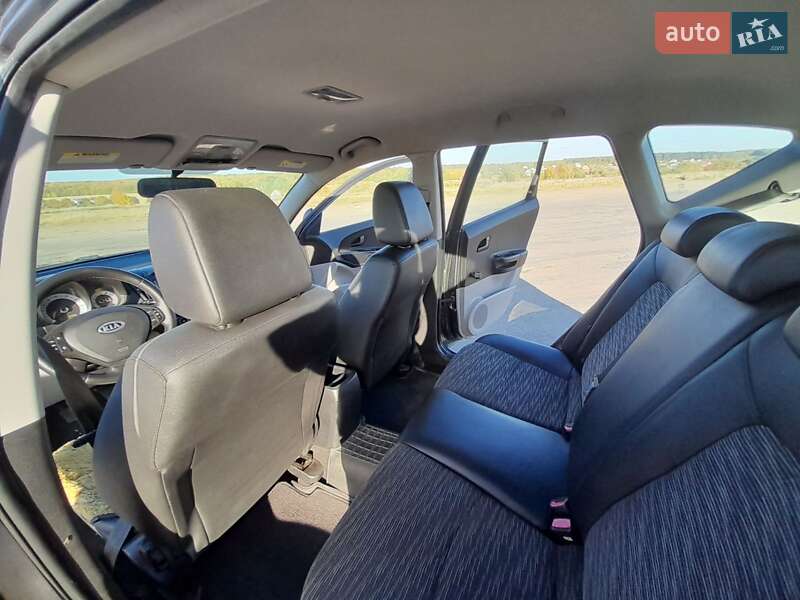 Универсал Kia Ceed 2009 в Баре