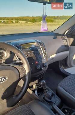 Універсал Kia Ceed 2009 в Бару