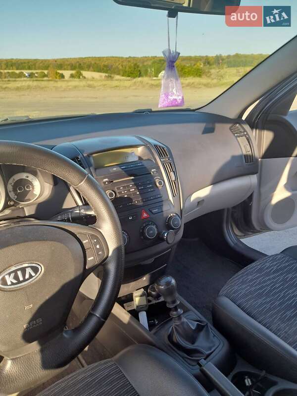 Універсал Kia Ceed 2009 в Бару фото 10 Універсал Kia Ceed 2009 в Бару
