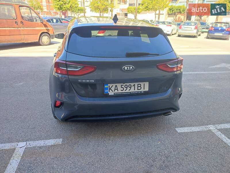 Хэтчбек Kia Ceed 2019 в Киеве