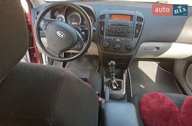 Хетчбек Kia Ceed 2008 в Новояворівську