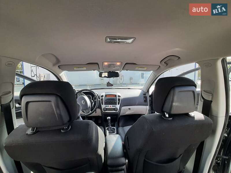 Универсал Kia Ceed 2007 в Луцке