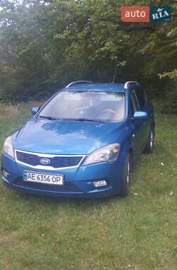 Универсал Kia Ceed 2010 в Мукачево